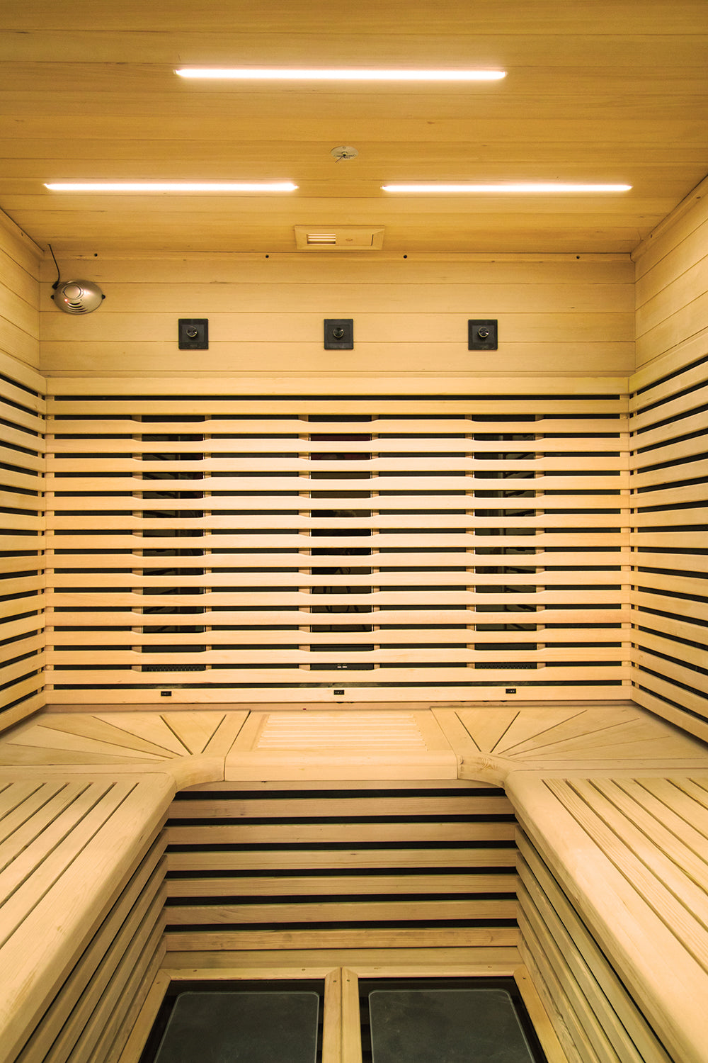 Holl's Canopée Infrared Sauna| Sports Area
